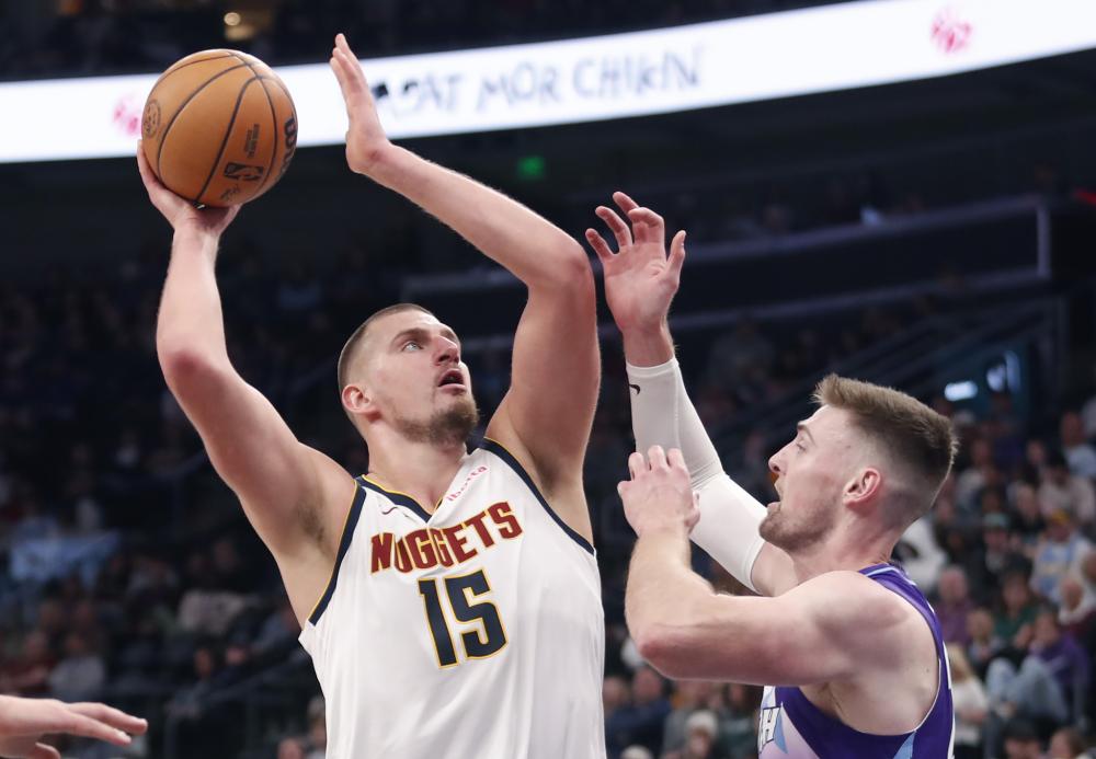 水晶宫与比 水晶宫与比