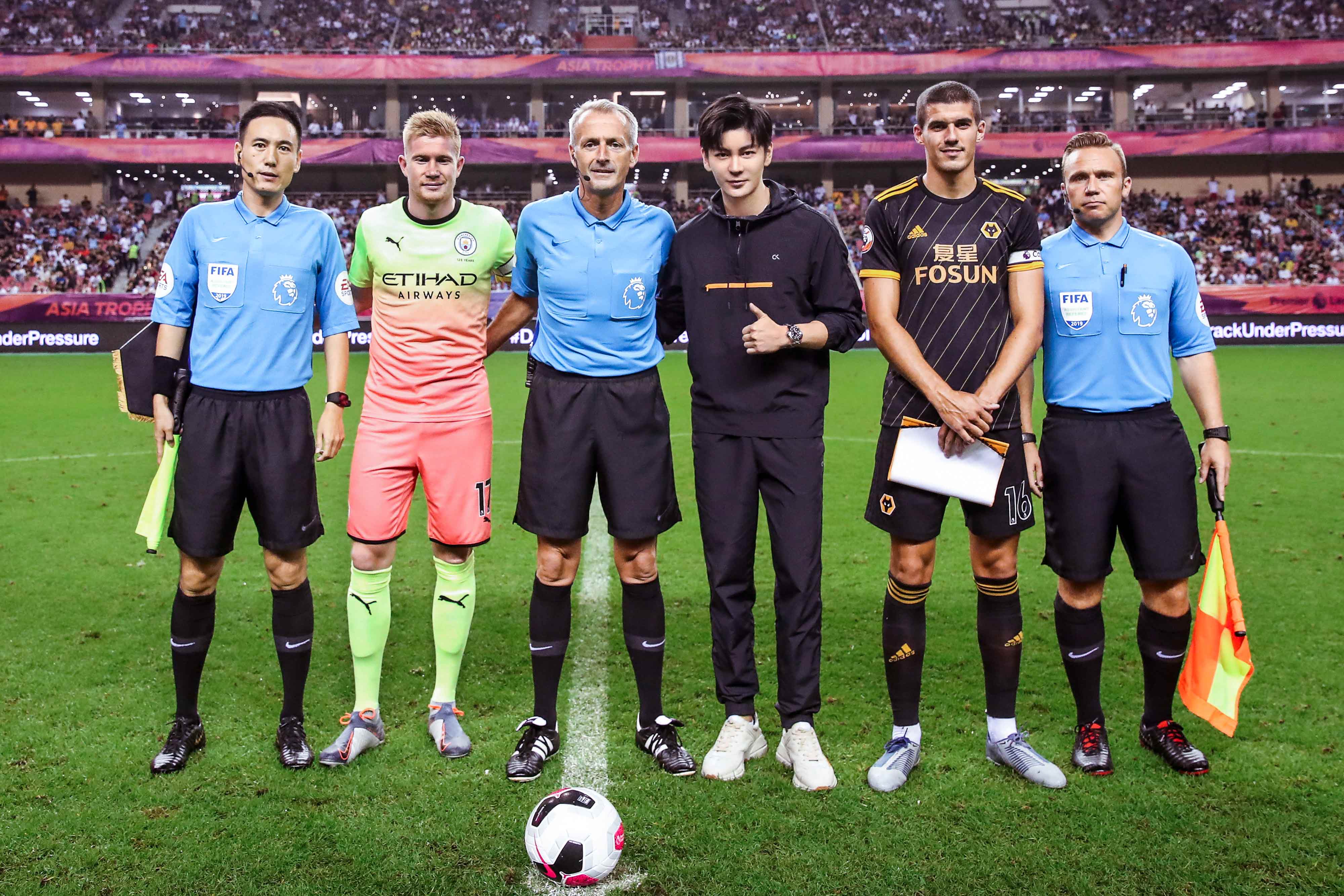 与媒体的关 与媒体的关