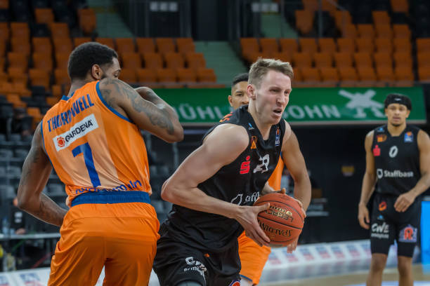 际赛事的参 际赛事的参