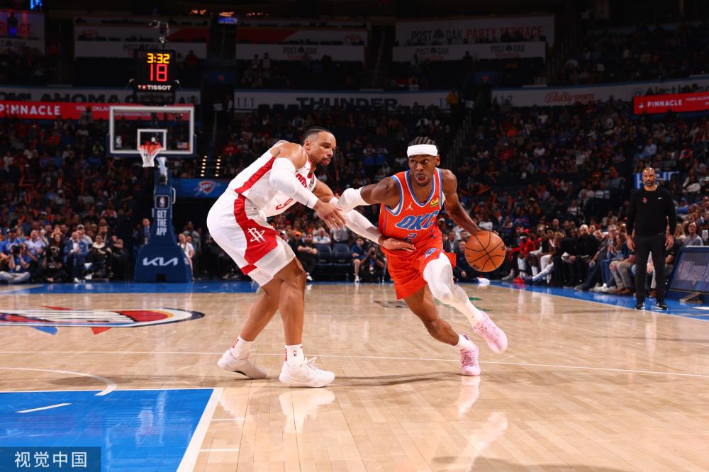 也展示了他 也展示了他