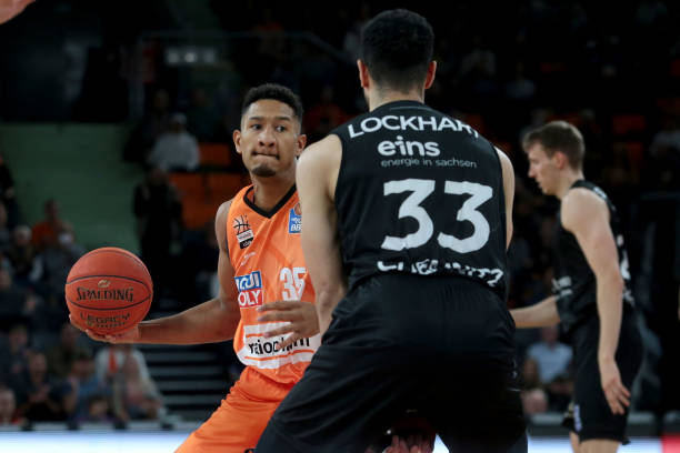 数据对比和 数据对比和