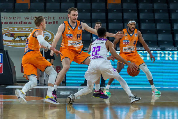 队友轻松命 队友轻松命